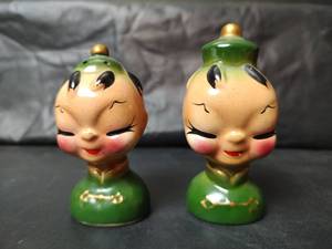 lot 3057 image: Vintage 1950s Japanese Kokeshi Salt and Pepper Shakers, Handpainted