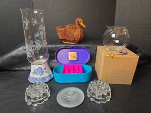 lot 3066 image: Assorted Lot - Instant Aquarium Glass Fish Bowl,  Hummingbird Etched Glass Holder,  Plastic Organizer Box and More