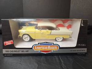 lot 3093 image: NIB Vintage Ertl 1955 Chevrolet Bel Air American Muscle Die-Cast 118 Model, Collectors Edition