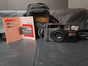 lot 3102 image: Pentax IQZoom 700 35mm Camera with Manual
