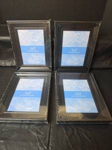 lot 3116 image: NIB 5x7 Black Picture Frames - Set of 4