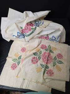lot 3129 image: Handstitched Rose Cross Stitch Quilt Squares and Oblong Piece