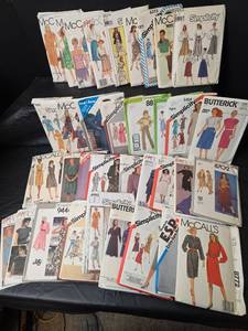 lot 3137 image: McCalls and Simplicity Sewing Pattern Collection, Most Patterns Size 12