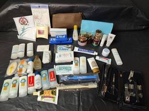 lot 3165 image: Personal Care Items