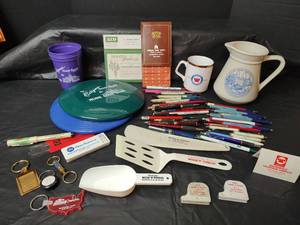 lot 3175 image: Kansas Business Memorabilia Collection, Assorted Pens and Promotional Gifts