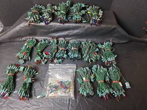 lot 3241 image: Multi-Color Christmas Mini Light Strands - Green Wire