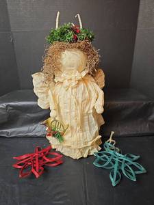 lot 3249 image: Raffia Santa Lucia