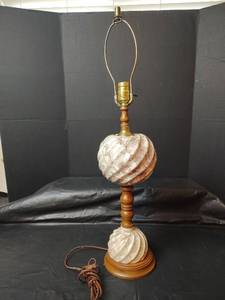 lot 3281 image: Mid Century Spiral Table Lamp, 29 Inches Tall
