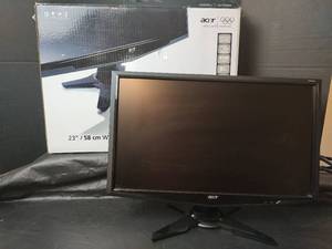 lot 3286 image: Acer G235H 23-inch Full HD LCD Monitor