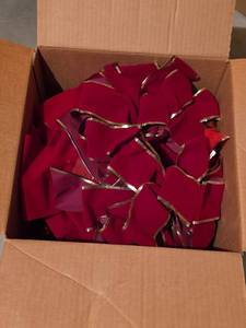 lot 3308 image: Red and Gold Christmas Ribbon Bows Bundle