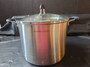 lot 220 image: New Hamilton Beach Stainless Steel Stock Pot with Lid