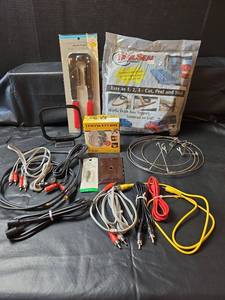 lot 236 image: Handtools, Electronics, and Hardware Bundle