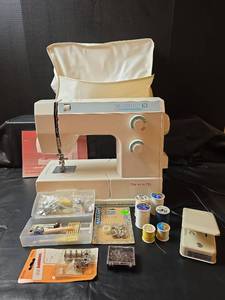 lot 250 image: Bernette 715 Sewing Machine with Accessories