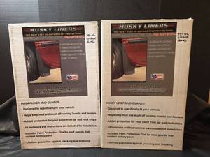 lot 253 image: Husky Liners Mud Guards 1999-2006 ChevyGMC Full Set