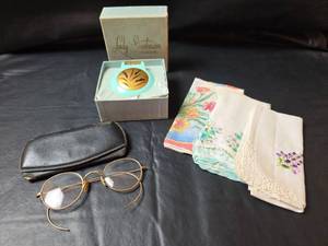 lot 270 image: Lady Sunbeam Shavemaster Electric Razor, Vintage Eyeglasses, and Hankies