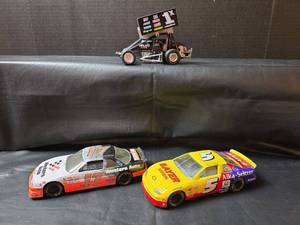 lot 273 image: NASCAR Diecast Model Cars Collection