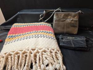 lot 283 image: Crocheted Wool Lap Blanket and 2 Handbags