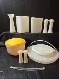 lot 307 image: Tupperware Kitchen Set with Salt and Pepper Shakers