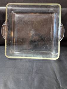 lot 323 image: Vintage Pyrex 222 Square Glass Baking Dish with B-HH marking and Decorative Handles