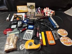 lot 378 image: Mixed Office and Personal Items Collection
