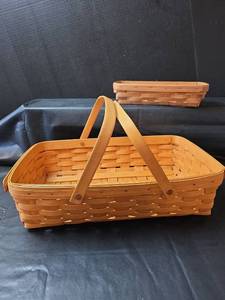 lot 383 image: Longaberger Baskets
