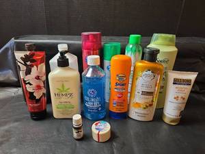 lot 411 image: Personal Care and First Aid Bundle
