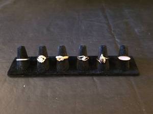 lot 464 image: Ring Collection