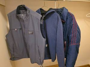 lot 536 image: U.S. Expedition, Carhartt, and Sears Outerwear Bundle Size Medium