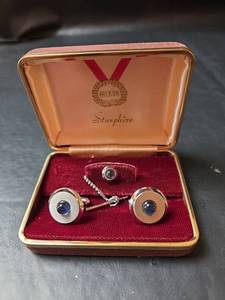 lot 591 image: Hickok Starphire Blue Cabochon Cufflinks Set