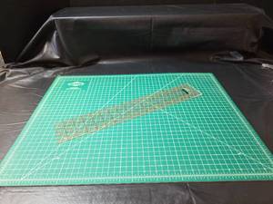 lot 596 image: Alvin Professional Cutting Mat and Ruler