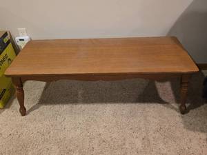lot 603 image: Traditional Wood Coffee Table with Turned Legs