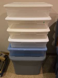 lot 617 image: (5) Sterilite Storage Containers 28QT and (1) 18 gallon Tote