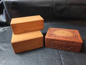 lot 632 image: Hand Carved Wooden Jewelry Box Set