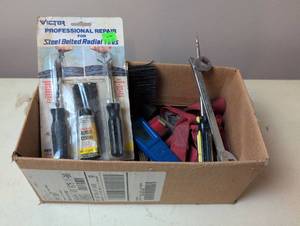 lot 5024 image: Ratchet Straps and more
