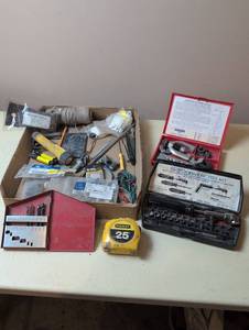 lot 5031 image: Assorted Tools Lot
