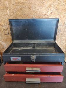 lot 5053 image: Workmans Choice Metal Tool Box with Drawers