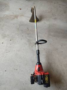 lot 5071 image: Homelite TrimLite Gas String Trimmer