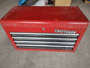 lot 5079 image: Craftsman Tool Chest, 26 wide x 12 deep x 16 tall, includes key