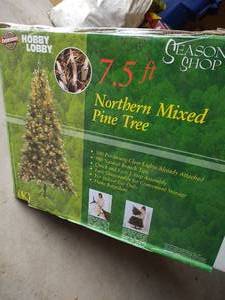 lot 5101 image: 7.5 ft Pre-lit Northern Mixed Pine Christmas Tree