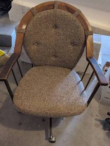 lot 5113 image: Mid-Century Swivel Office Chair