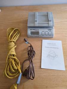 lot 6059 image: UltraShip ULTRA-35 Digital Postal Scale and Extension Cords