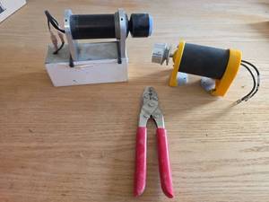 lot 6060 image: RC Electric Starters and Crimping Tool