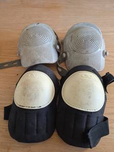 lot 6074 image: CLC Professional Work Knee Pads