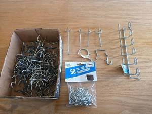 lot 6077 image: Peg Board Hook Assortment