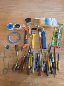 lot 6084 image: Mixed Tool Lot with Paint Supplies