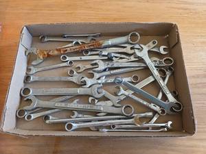lot 6086 image: Craftsman Combination Wrenches