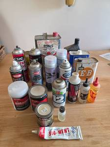 lot 6093 image: Auto Body Paint and Supply Lot