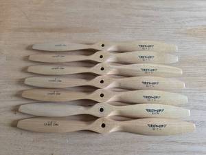 lot 6116 image: Rev-Up 11-7 Pro Series Wood Propellers - Set of 7