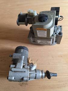 lot 6126 image: Honeywell VR8205Q2795 Gas Valve and Webra Model Engine