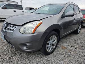lot 10849 image: 2013 Nissan Rogue S AWD  SILVER